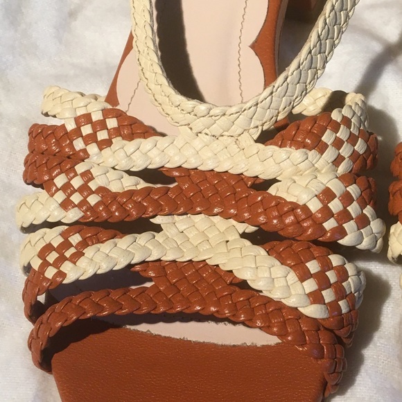 Miss “L” Fire 🔥 braided leather sandals 👡 NWT - Picture 6 of 7